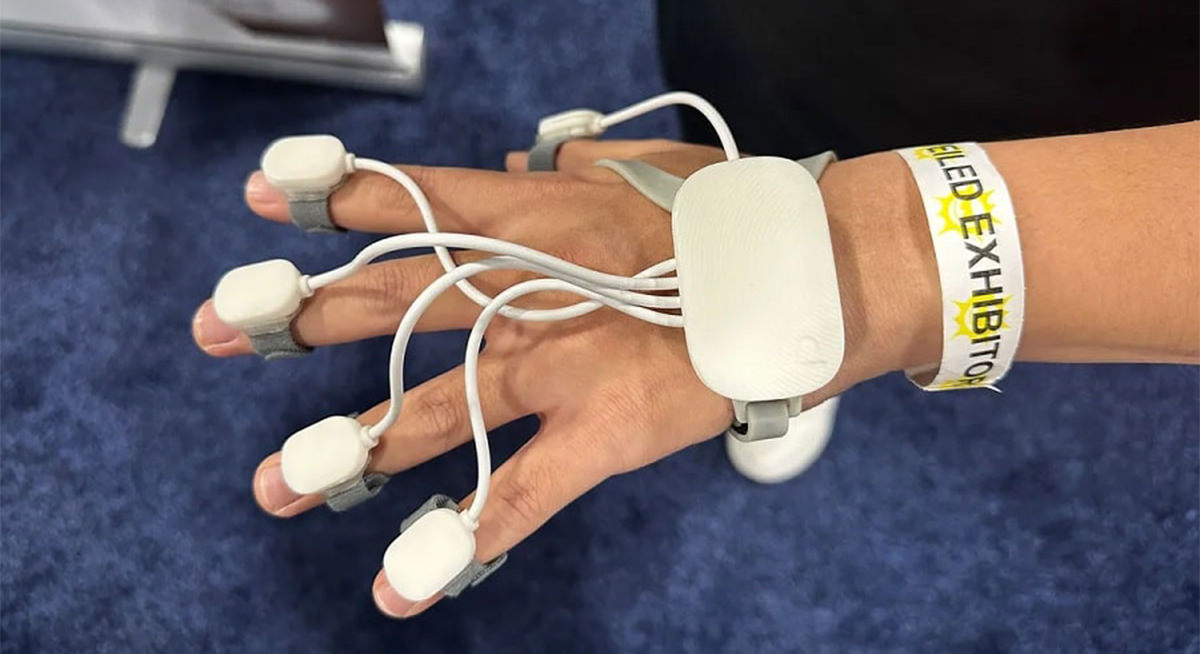 دستکش گیمینگ Palmplug One که قابلیت بازخورد تمامآً لمسی را دارد