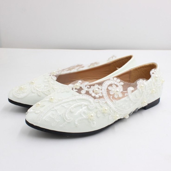 کفش پاشنه تخت عروس مروارید دوزی شده زیبا