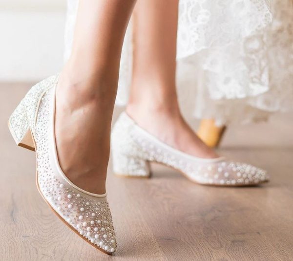 مدل کفش عروس مروارید دوزی شده زیبا