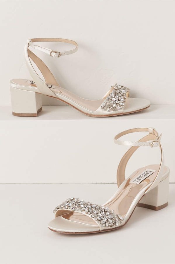 مدل کفش عروس جلوباز زیبا