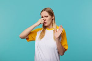 علت بوی بد واژن چیست؟ درمان بد بویی واژن