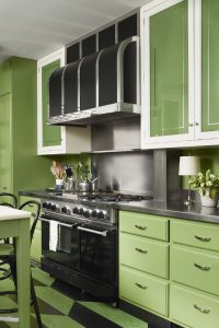 ۳۵ مدل کابینت سبز رنگ آشپزخانه | جایگزینی عالی برای رنگ‌های سنتی سفید و خاکستری
