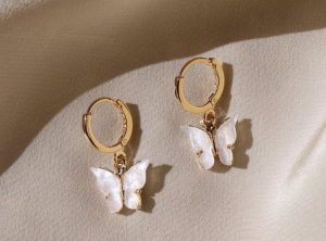 ۲۵ مدل گوشواره پروانه‌ای طلا دخترانه | نماد رهایی و زیبایی