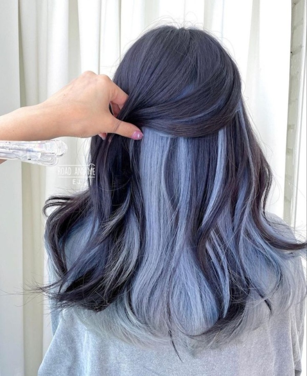 سبک جدید رنگ موی فانتزی آبی یخی زیبا