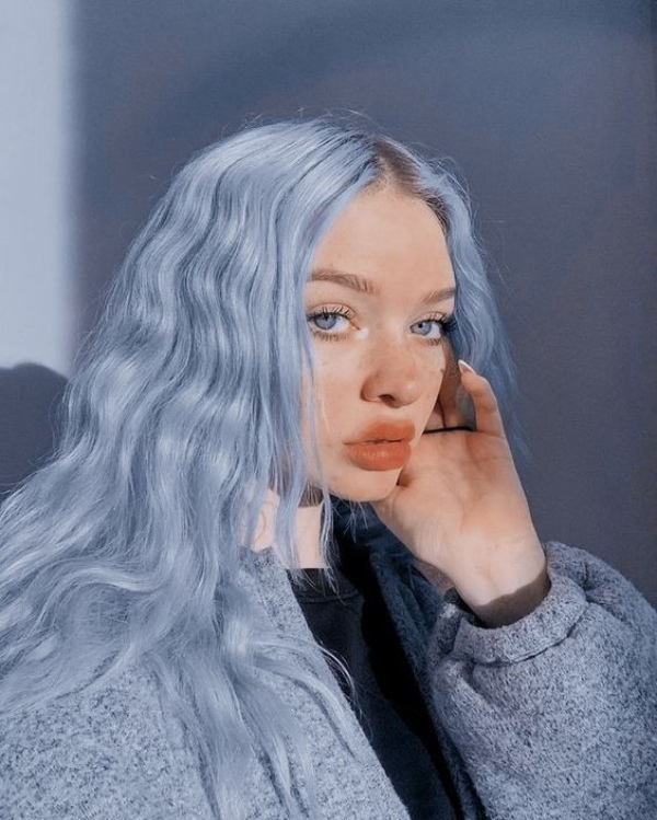 مدل رنگ موی جسورانه آبی یخی زیبا