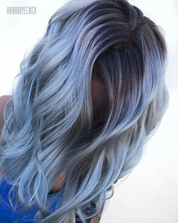 مدل رنگ موی جسورانه آبی یخی زیبا