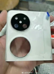 تصاویر زنده هواوی Pocket 2 طراحی این گوشی تاشو را نشان می‌دهد