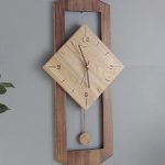 ۳۰ مدل ساعت دیواری چوبی | ایده‌های جذاب ساعت مدرن عروس