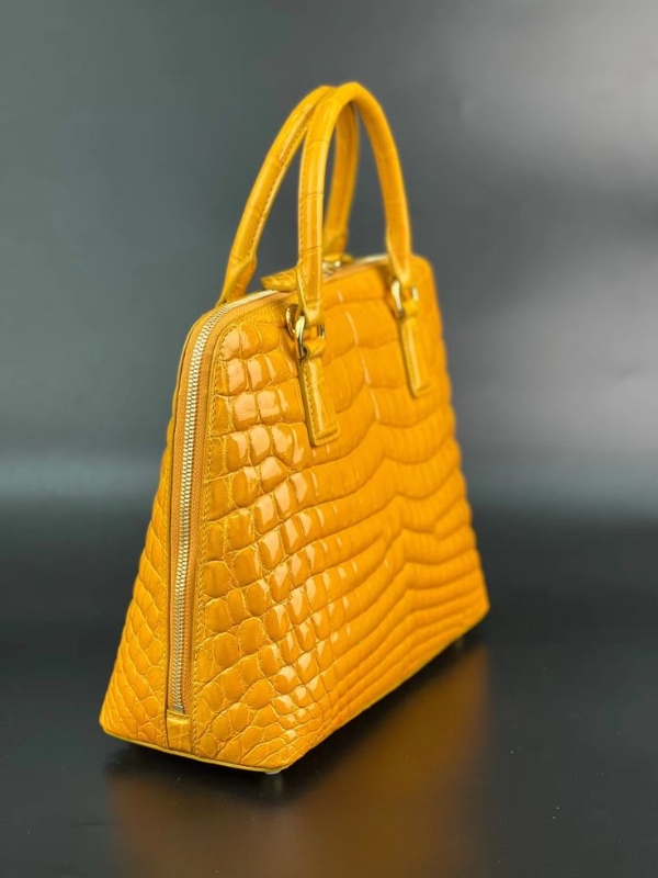 مدل کیف براق و ورنی زرد زیبا