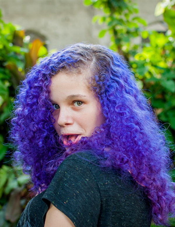 رنگ موی الکتریکی آبی و بنفش