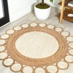 ۲۰ مدل فرش و گلیم دایره‌ای مدرن | فرش‌های گرد مناسب برای دکوراسیون خانه شما