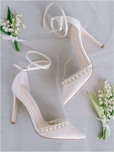 ۲۲ مدل کفش عروس مرواریدی | در نهایت سادگی، زیباترین و خوش‌پوش‌ترین عروس باش